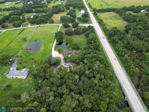 52 67th Dr, Okeechobee, FL 34974