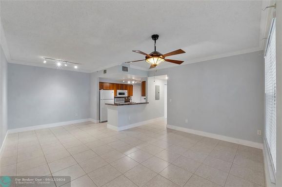 5980 Sample Rd, Coral Springs, FL 33067