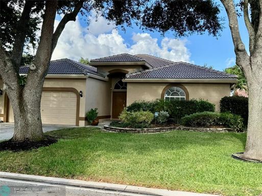 5320 57th Ter, Coral Springs, FL 33067