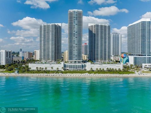 1800 Ocean Dr, Hallandale Beach, FL 33009