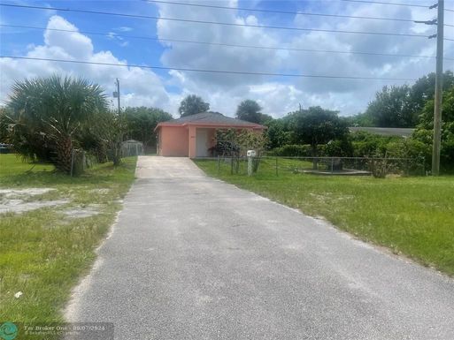 2203 Edwards Rd, Fort Pierce , FL 34982