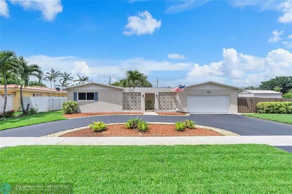 220 71 Terrace, Pembroke Pines, FL 33023