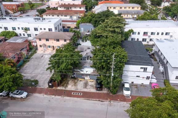 618 13th Ave, Miami, FL 33135