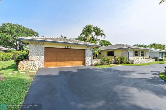 9973 19th St, Coral Springs, FL 33071