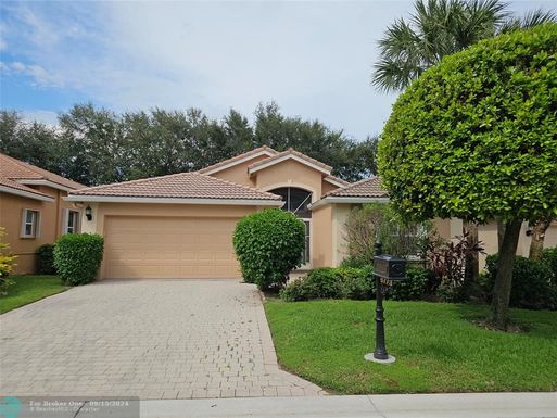 6773 Viale Elizabeth, Delray Beach, FL 33446