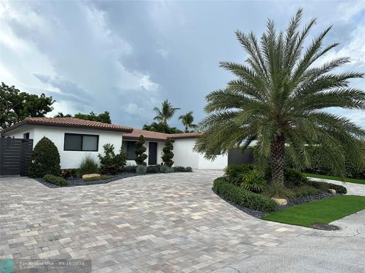 1711 1st Ter, Pompano Beach, FL 33060