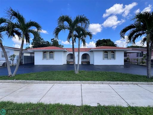 625 30th St, Hialeah, FL 33012