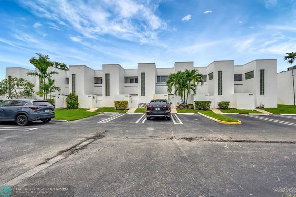 5130 Elmhurst Rd, West Palm Beach, FL 33417