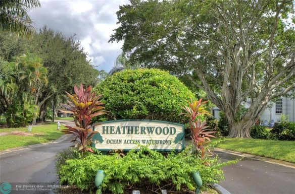 5064 Heatherhill Lane, Boca Raton, FL 33486