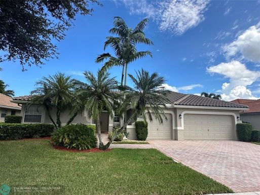 2702 Abiaca Cir, Davie, FL 33328