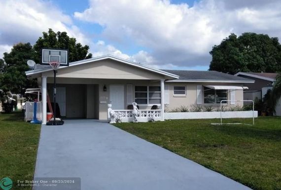 5904 70th Ave, Tamarac, FL 33321