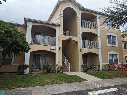 5620 61st St, Coconut Creek, FL 33073