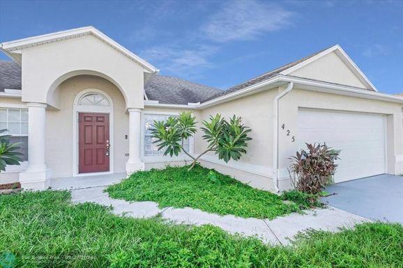 425 Bradshaw Cir, Port St Lucie, FL 34953