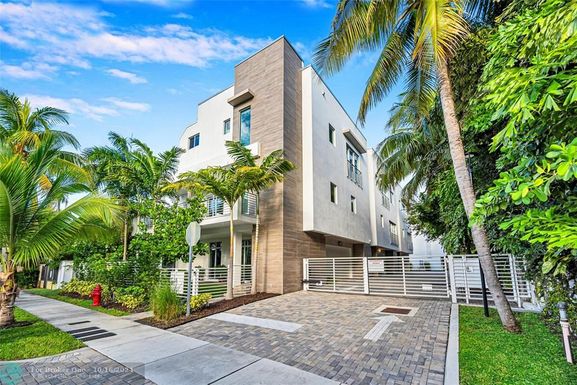 12 10th Ave, Fort Lauderdale, FL 33301