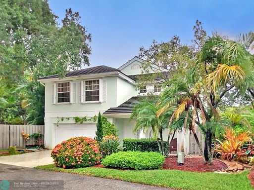 23 Commodore Pl, Palm Beach Gardens, FL 33418