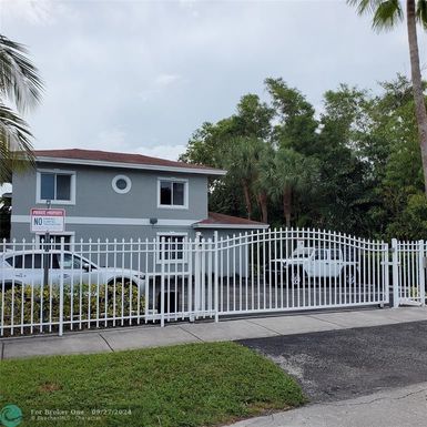 1323 5th Ave, Fort Lauderdale, FL 33304