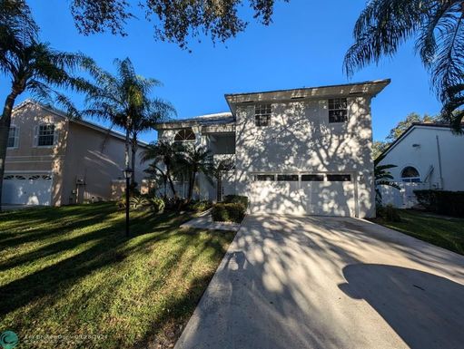 2927 Bogota Ave, Hollywood, FL 33026