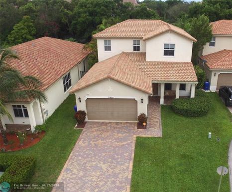 10608 36th St, Coral Springs, FL 33065