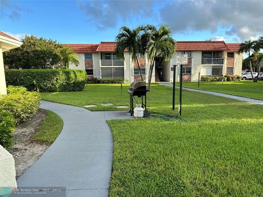 22725 66th Ave, Boca Raton, FL 33428