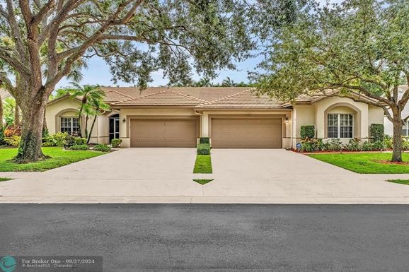 7445 Rockbridge Cir, Lake Worth, FL 33467