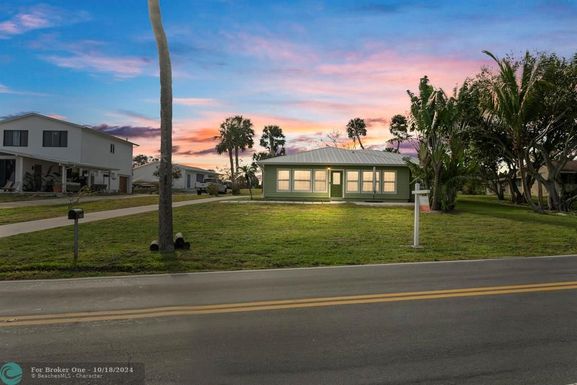 8307 Indian River Dr, Fort Pierce , FL 34982