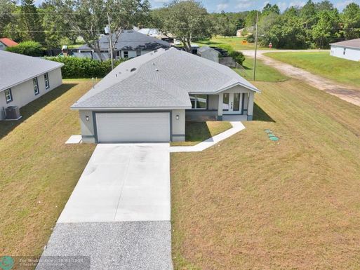 8585 100th Ave, Vero Beach, FL 32967