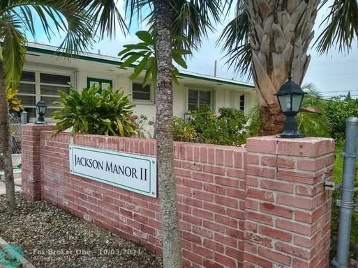 2238 Adams St, Hollywood, FL 33020