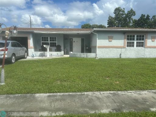 3940 34th Ave, Lauderdale Lakes, FL 33309