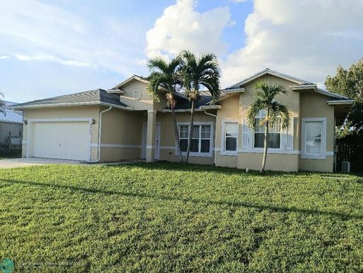 1981 belleveue, Port St Lucie, FL 34953