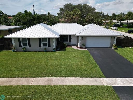 1001 12th Rd, Boca Raton, FL 33486