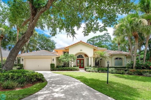 2805 HAMPTON CIRCLE EAST, Delray Beach, FL 33445