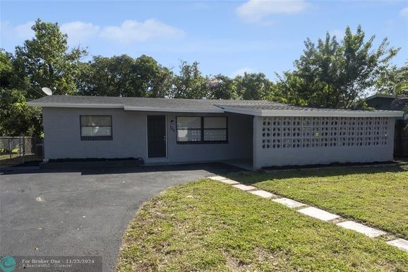 720 23rd Ter, Pompano Beach, FL 33069