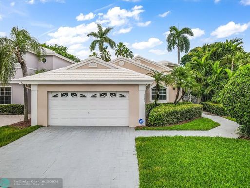 1140 Wilshire Cir, Pembroke Pines, FL 33027