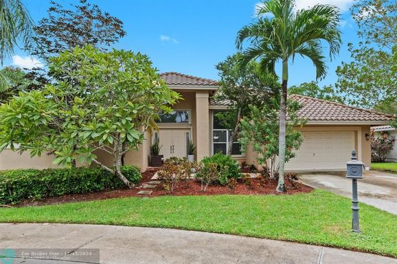 1007 Spoonbill Circle, Weston, FL 33326