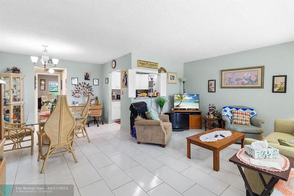 3028 Berkshire B, Deerfield Beach, FL 33442