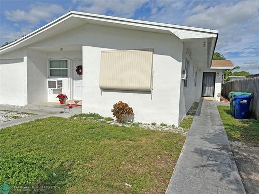 1167 111th St, Miami, FL 33161