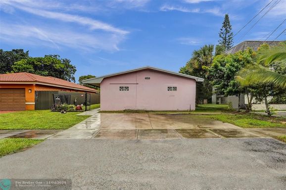 404 10th Ave, Fort Lauderdale, FL 33311