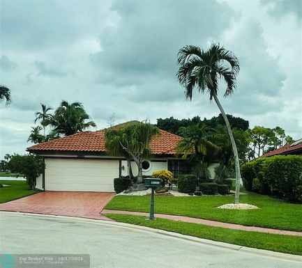 10200 Sunset Bend Dr, Boca Raton, FL 33428