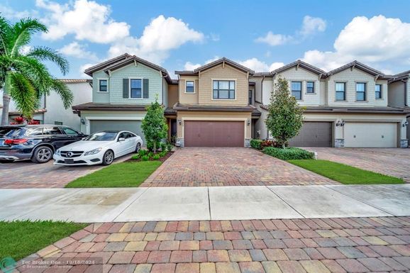 4598 San Fratello Cir, Lake Worth, FL 33467