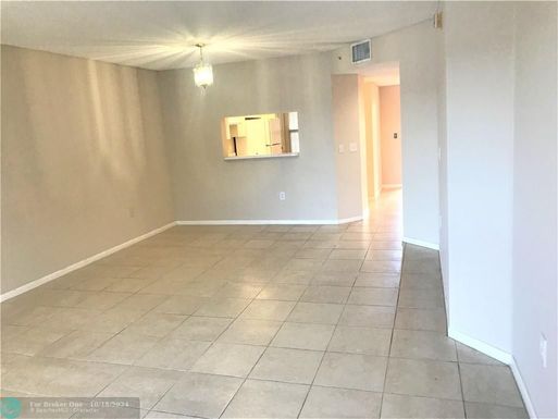 601 141st Ave, Pembroke Pines, FL 33027