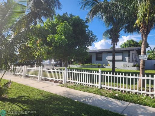 2843 4th Pl, Fort Lauderdale, FL 33312