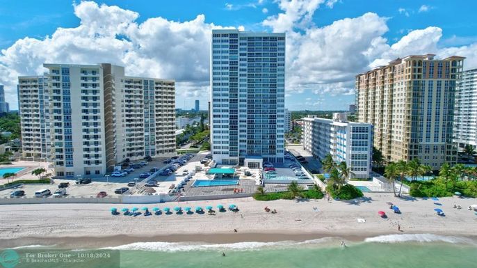 3140 Ocean Dr, Hallandale Beach, FL 33009