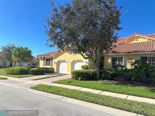 6510 Oxford Cir, Vero Beach, FL 32966