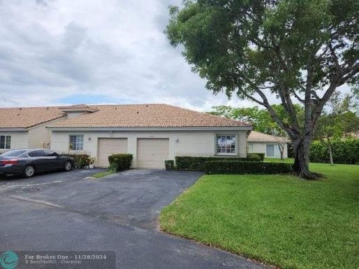 4967 32nd Ave, Fort Lauderdale, FL 33312