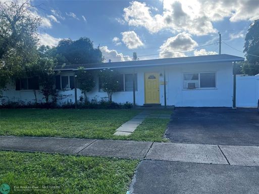 611 37 Ave, Lauderhill, FL 33313