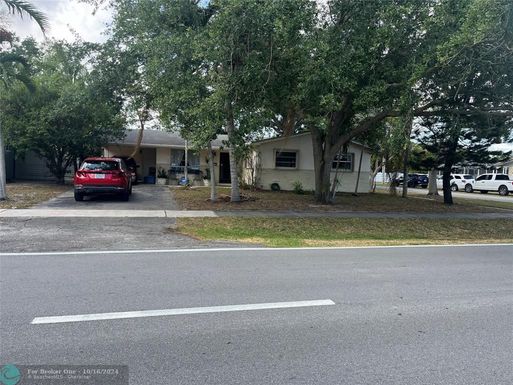 3401 Park Rd, Hollywood, FL 33021