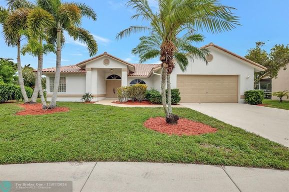 3394 Pony Run, Lake Worth, FL 33449