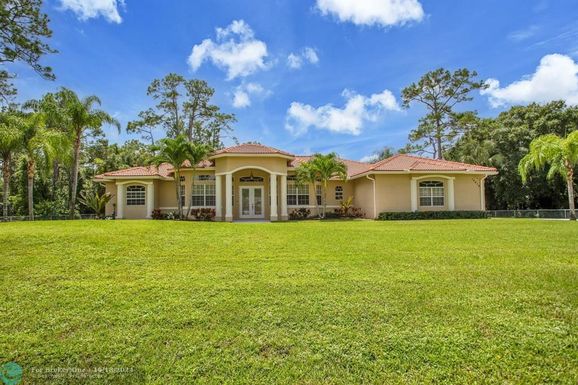 14618 64th Ct, Loxahatchee, FL 33470