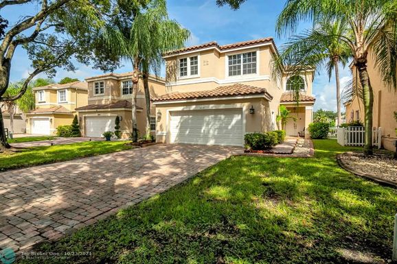 3839 62nd Ct, Coconut Creek, FL 33073