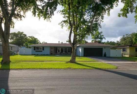 381 55th Ave, Plantation, FL 33317